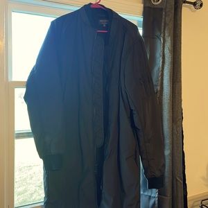 PacSun heavyweight bomber trench coat with zipper. Medium, in black.
